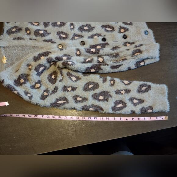 Hem & Thread Animal Print Button Up Cardigan Sweater Leopard Cheetah Cozy Size M - Picture 8 of 16
